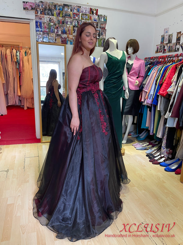 Black & Red Embroidered Organza Corset Ball Gown Prom Dress – XCLUSIV Horsham (view 9)