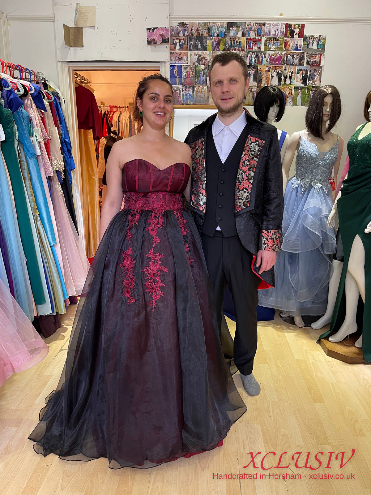Bride in black & red ball gown with groom in matching black brocade frock coat – XCLUSIV Horsham (2)