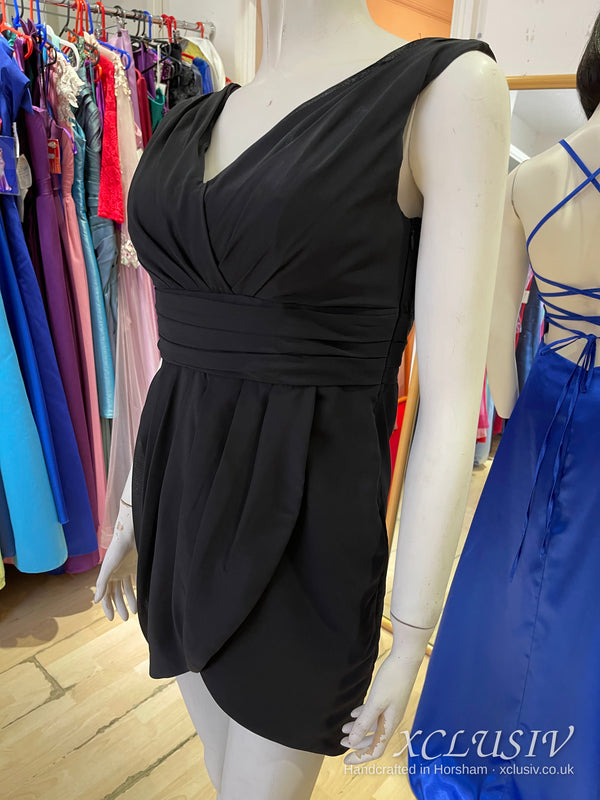 Black Chiffon V-Neck Cocktail Prom & Evening Dress – XCLUSIV Horsham (view 5)