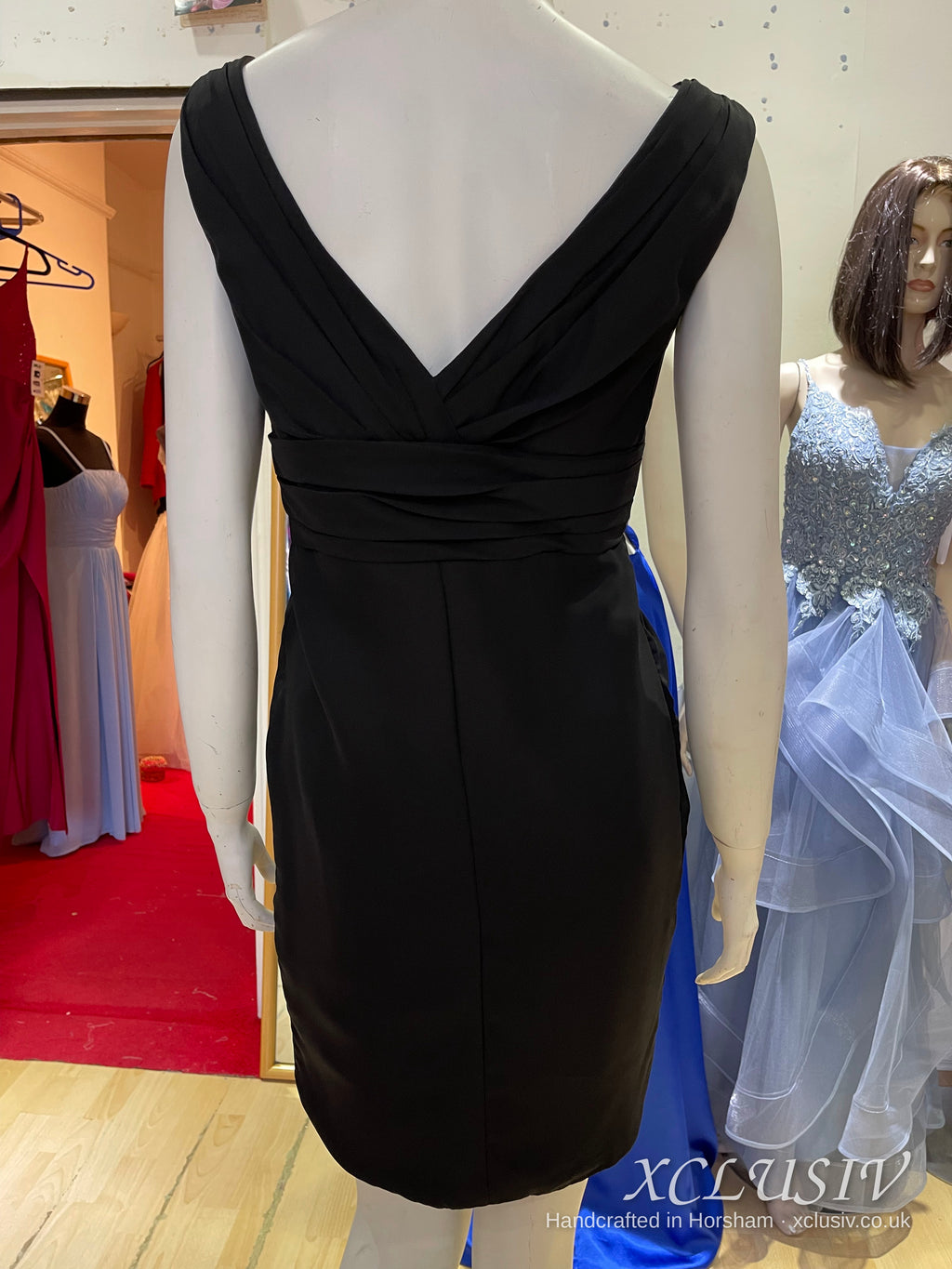 Black Chiffon V-Neck Cocktail Prom & Evening Dress – XCLUSIV Horsham (view 7)