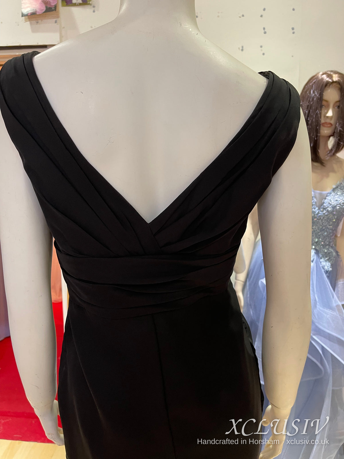 Black Chiffon V-Neck Cocktail Prom & Evening Dress – XCLUSIV Horsham (view 8)