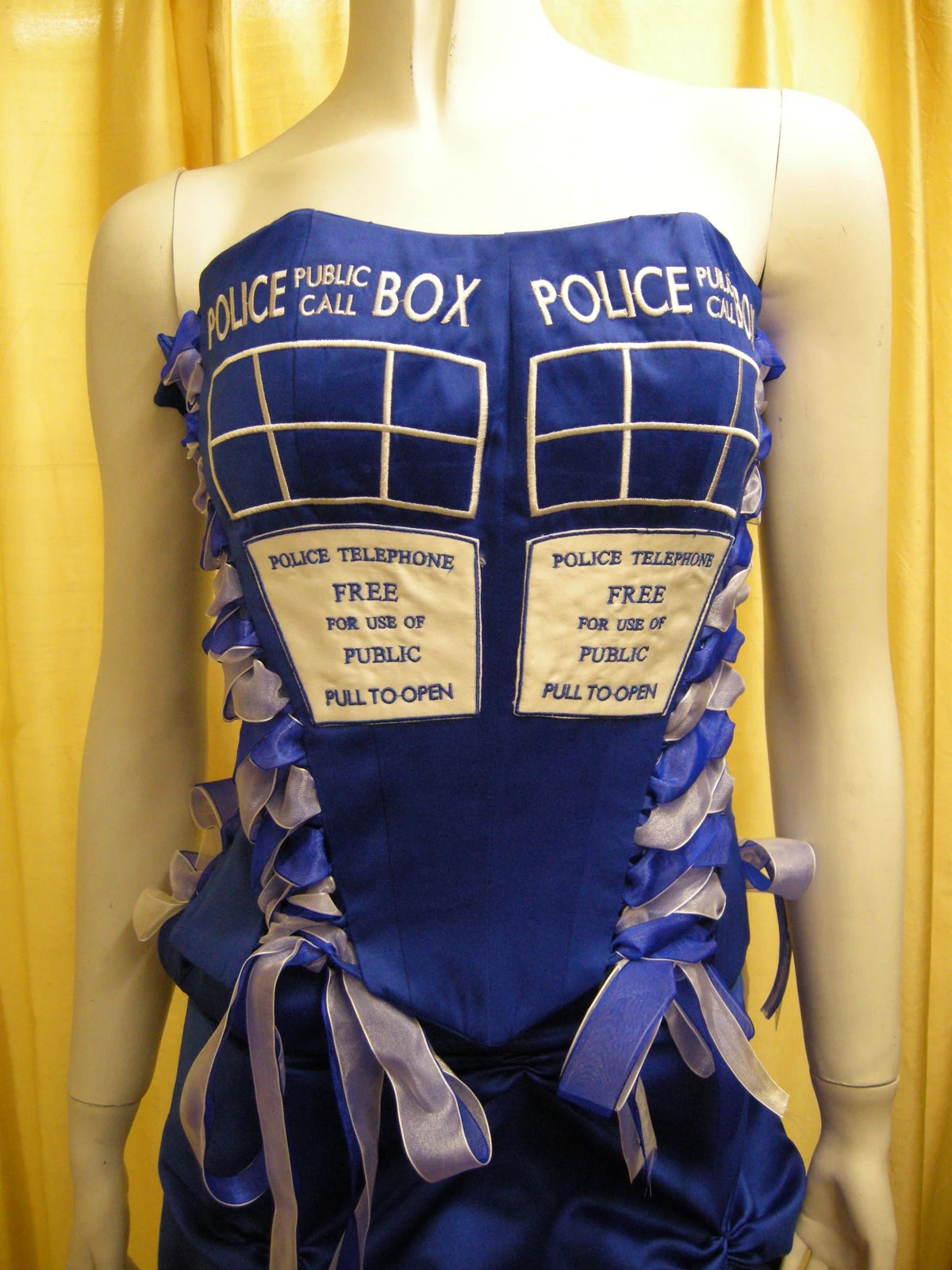 Police box bodice window panels – XCLUSIV Horsham