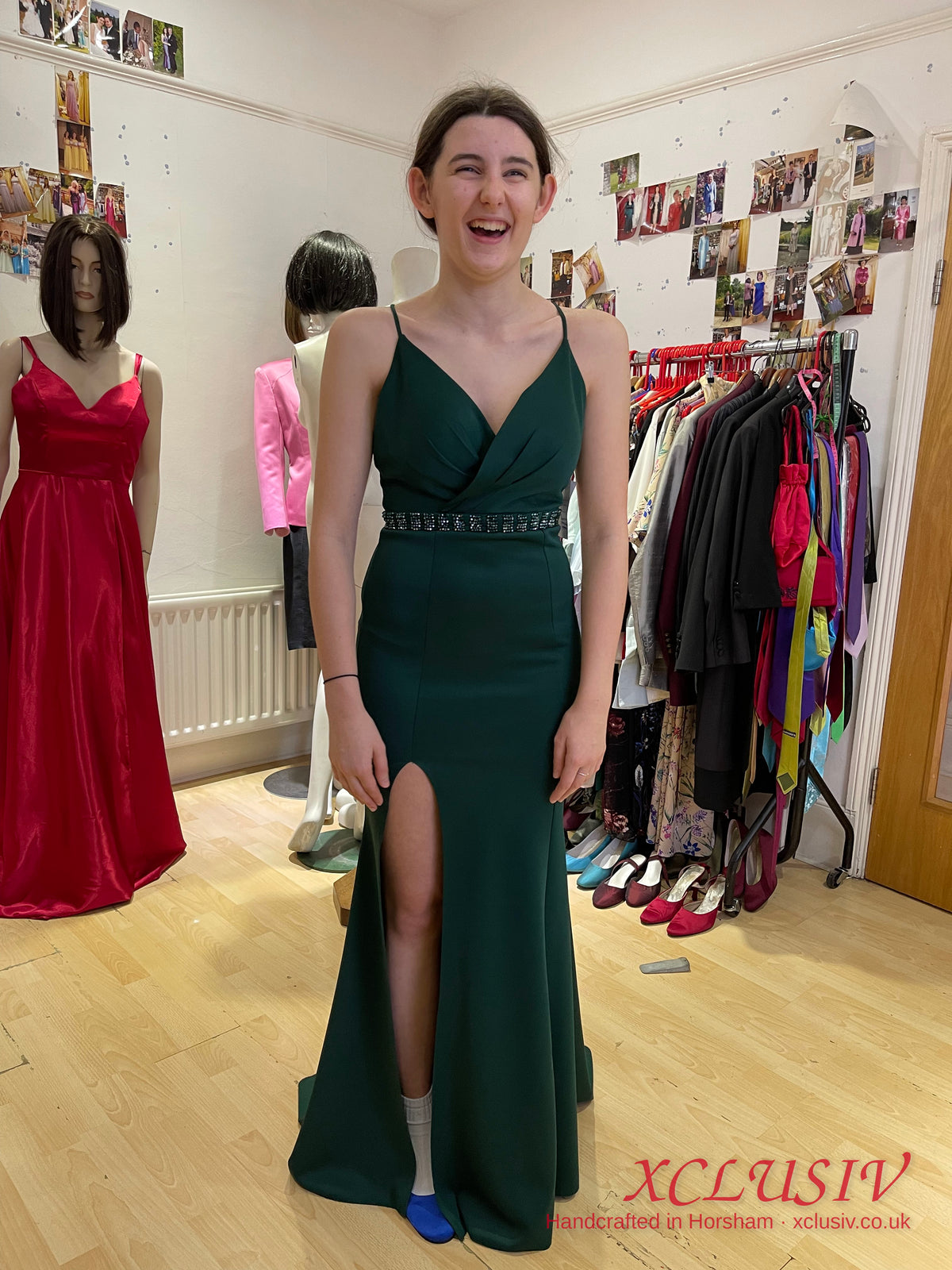 Bottle Green Crepe Split Prom Dress – XCLUSIV Horsham (view 9)