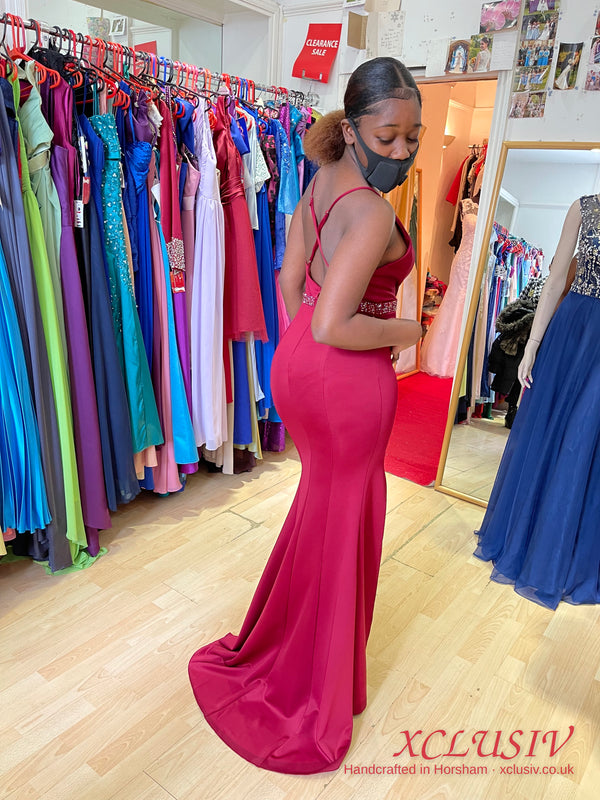 Burgundy Crepe Split Mermaid Prom Dress – XCLUSIV Horsham (view 3)