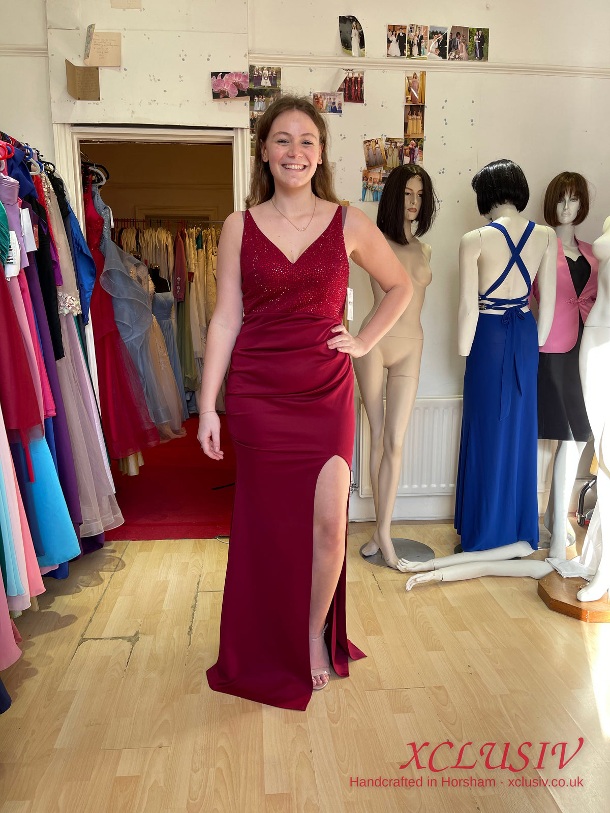 Burgundy Crepe Split Mermaid Prom Dress – XCLUSIV Horsham (view 5)