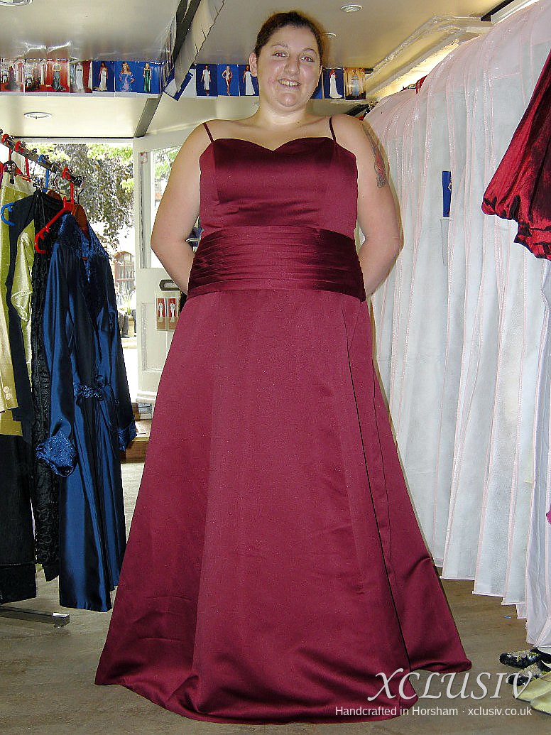 Burgundy Satin Ruched Waist Bridesmaid Dress – Plus Size – XCLUSIV Horsham
