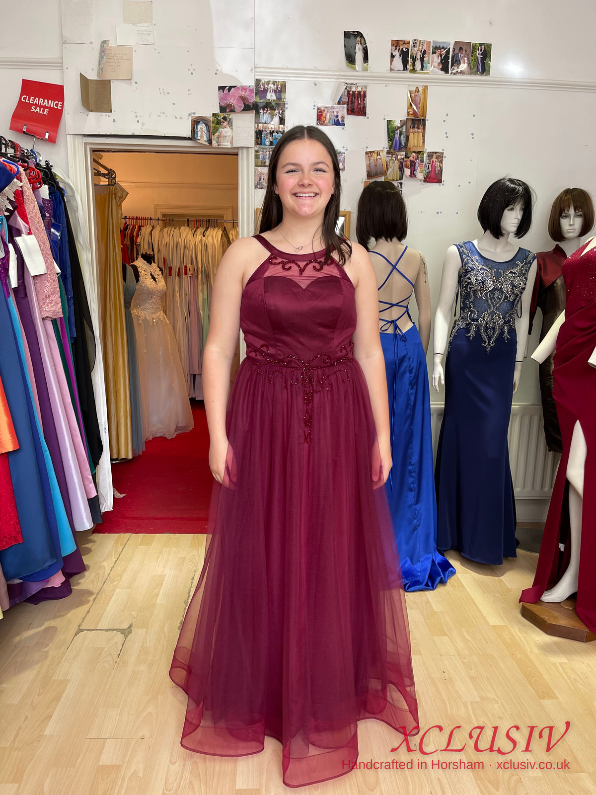 Burgundy Tulle Halter Lace Prom Dress – XCLUSIV Horsham