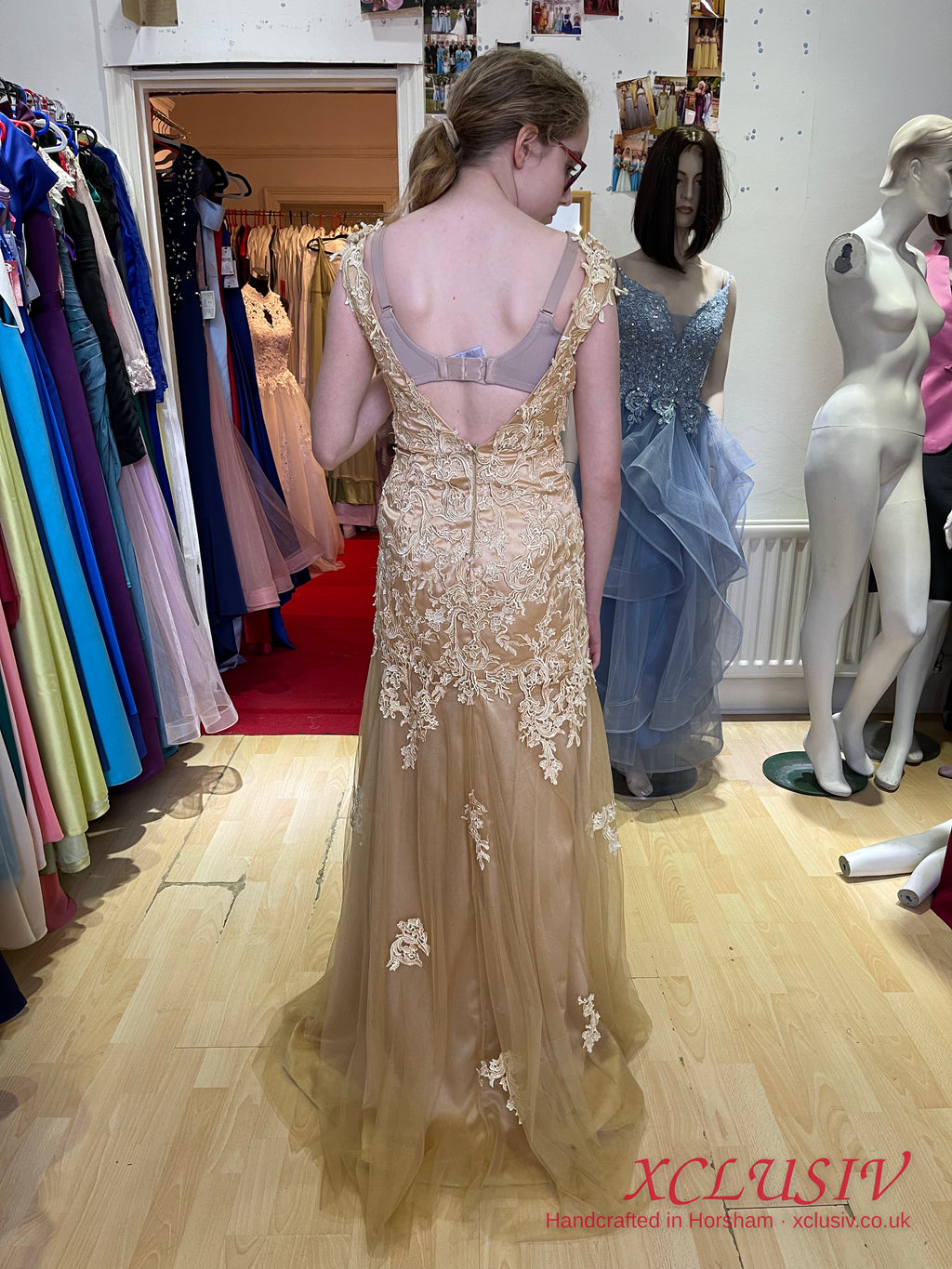 Champagne Lace Tulle Cap-Sleeve Prom Dress – XCLUSIV Horsham