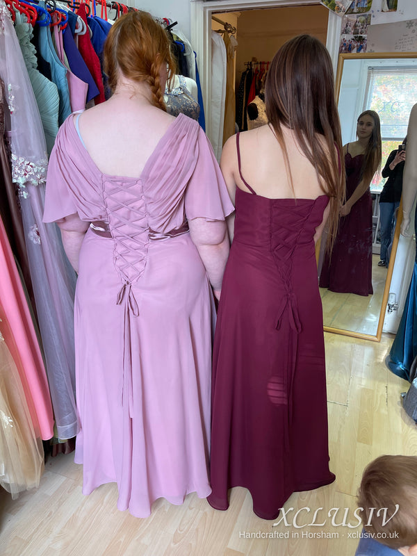 Dusty Rose & Burgundy Chiffon Bridesmaid Dresses with Faux Fur Stoles – XCLUSIV Horsham (view 3)