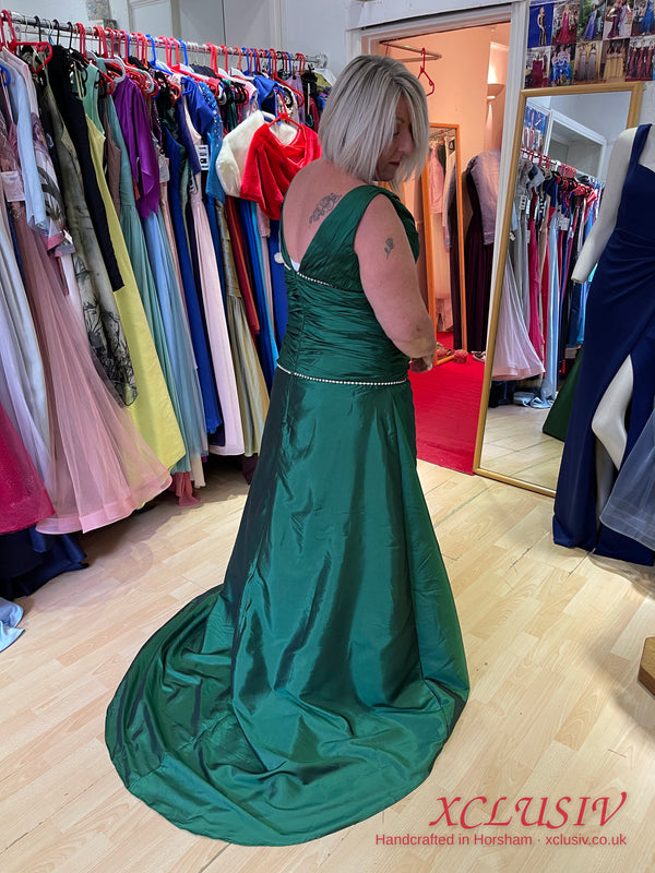 Emerald Taffeta Gown with Beaded Waist & V-Back – Mother of the Bride – XCLUSIV Horsham