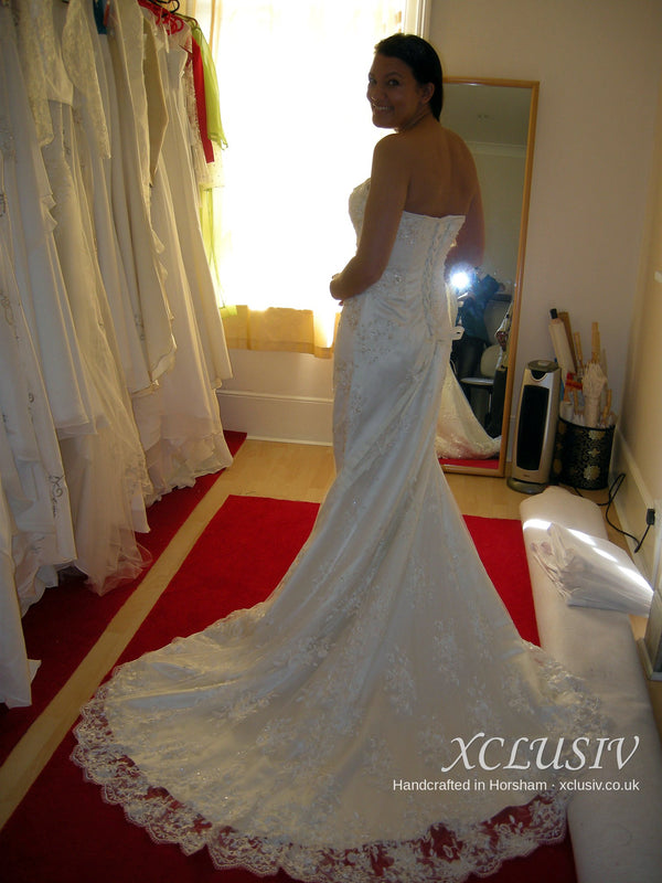 Ivory Lace Strapless Mermaid Wedding Dress with Scalloped Train – XCLUSIV Horsham (view 2)