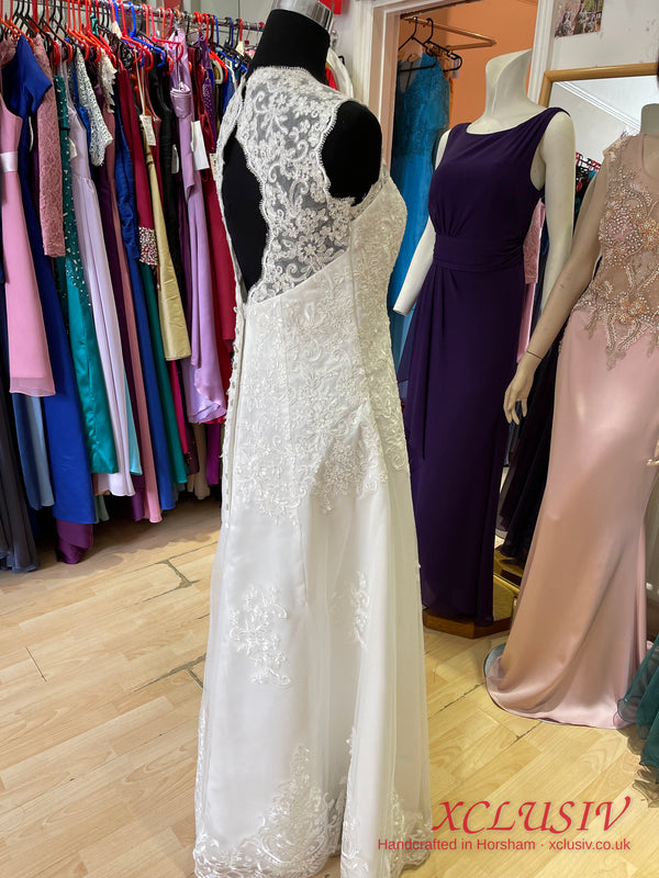 Ivory Lace V-Neck A-Line Wedding Dress with Keyhole Back – XCLUSIV Horsham (view 6)
