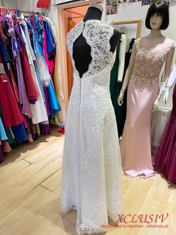 Ivory Lace V-Neck A-Line Wedding Dress with Keyhole Back – XCLUSIV Horsham (view 9)
