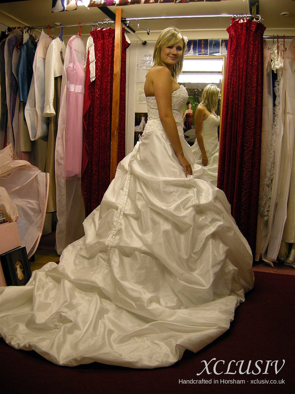 Ivory Pick-Up Ball Gown Wedding Dress with Beaded Sweetheart – XCLUSIV Horsham (view 4)