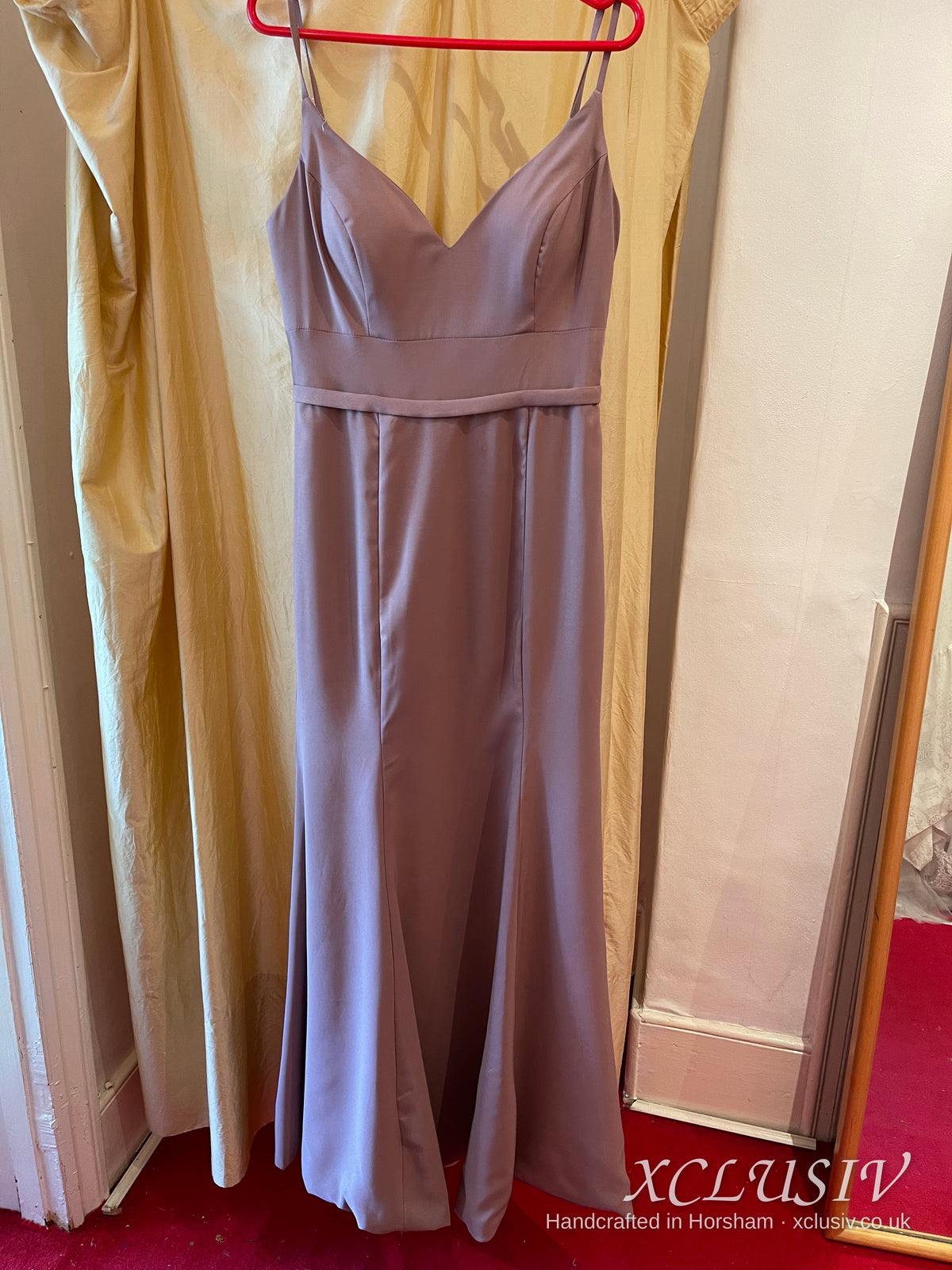 Mauve Crepe Spaghetti-Strap Fitted Bridesmaid Dress – XCLUSIV Horsham