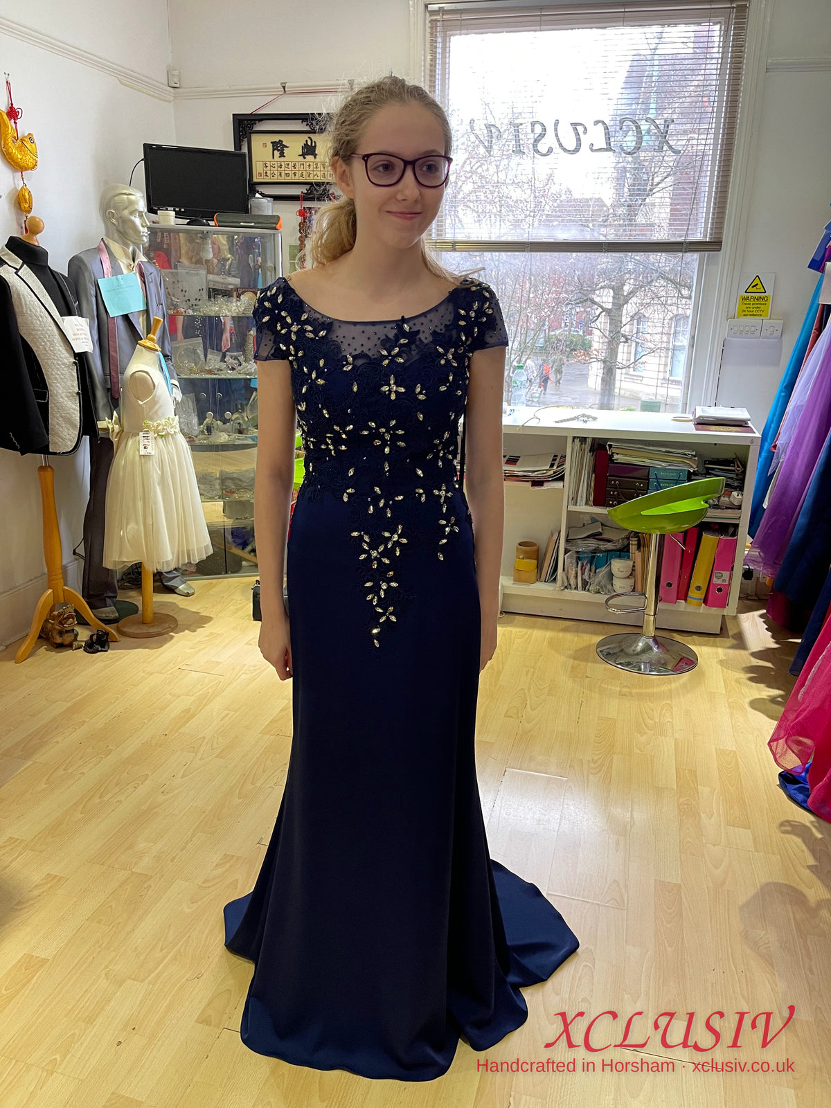 Navy Crepe Gold Beaded Cap-Sleeve Mermaid Prom Dress – XCLUSIV Horsham