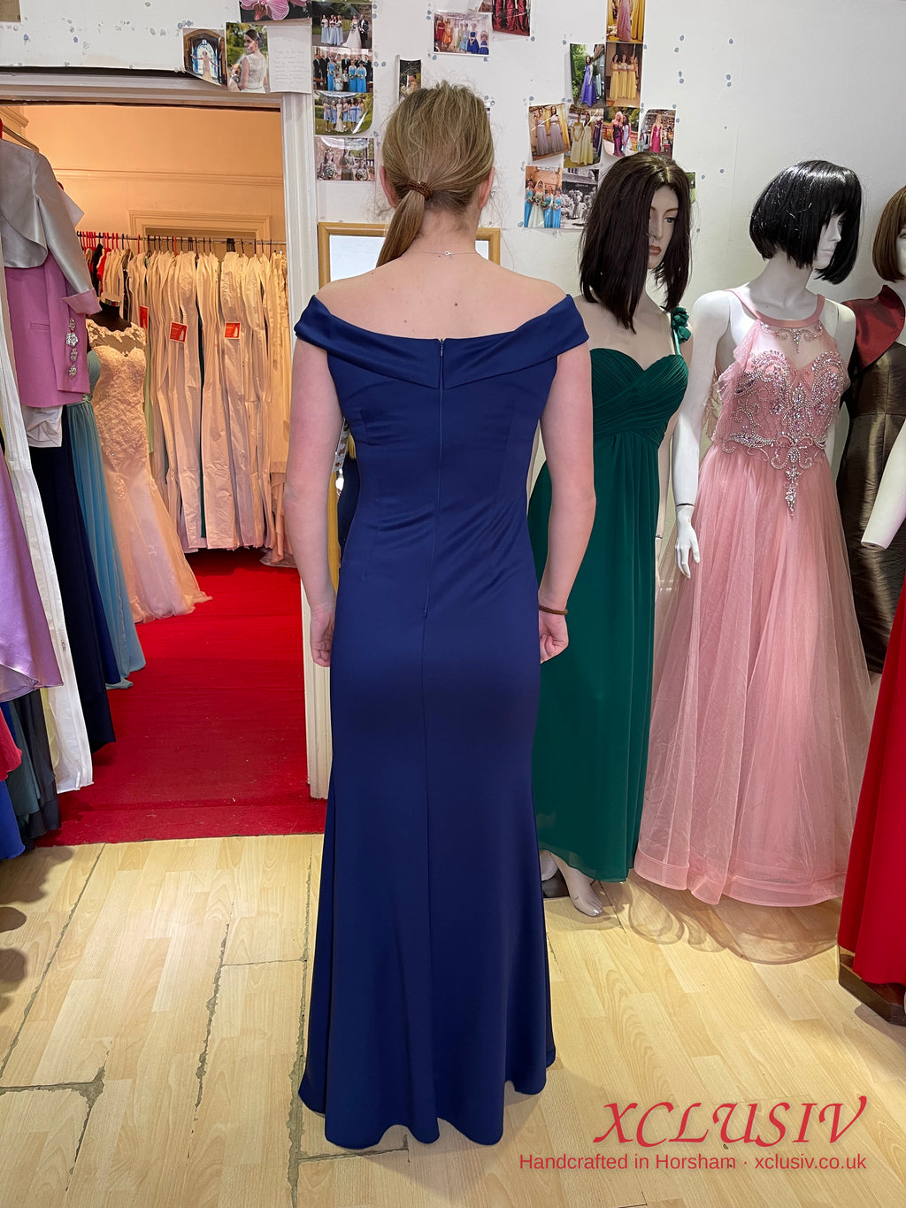 Navy Off-Shoulder Crepe Split Prom Dress – XCLUSIV Horsham (view 5)