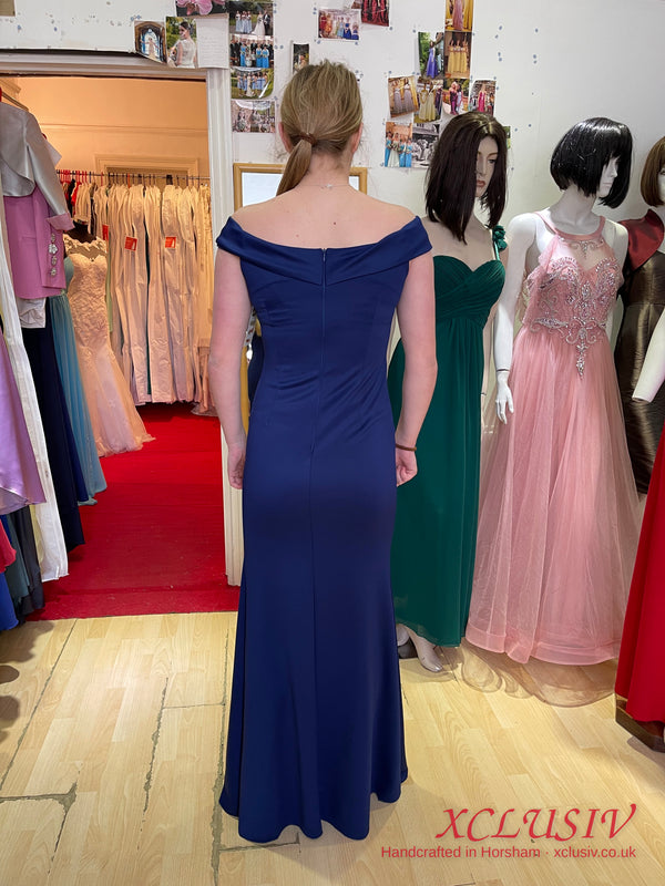 Navy Off-Shoulder Crepe Split Prom Dress – XCLUSIV Horsham (view 5)