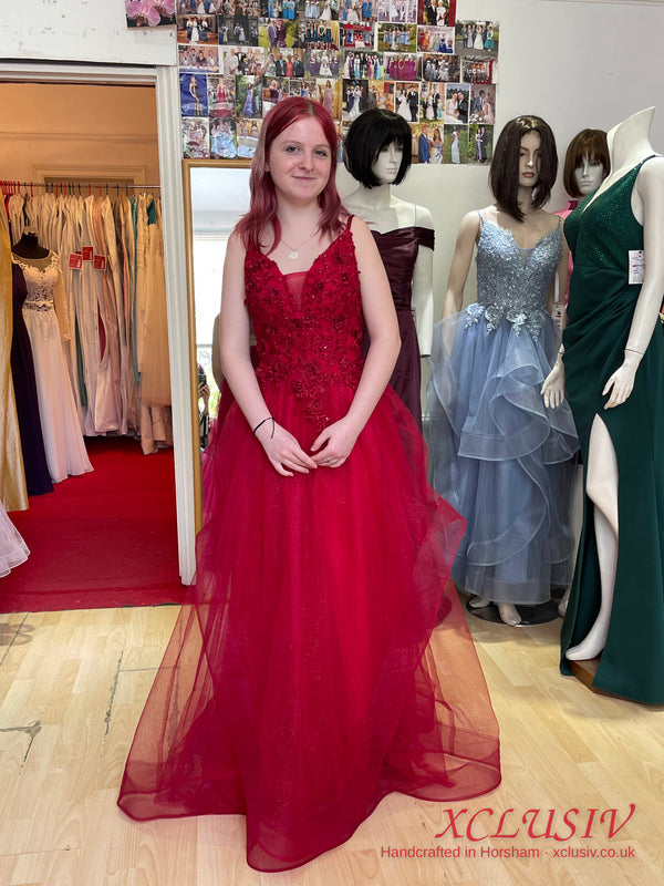 Red Lace Tulle Lace-Up Back A-Line Prom Dress – XCLUSIV Horsham (view 3)