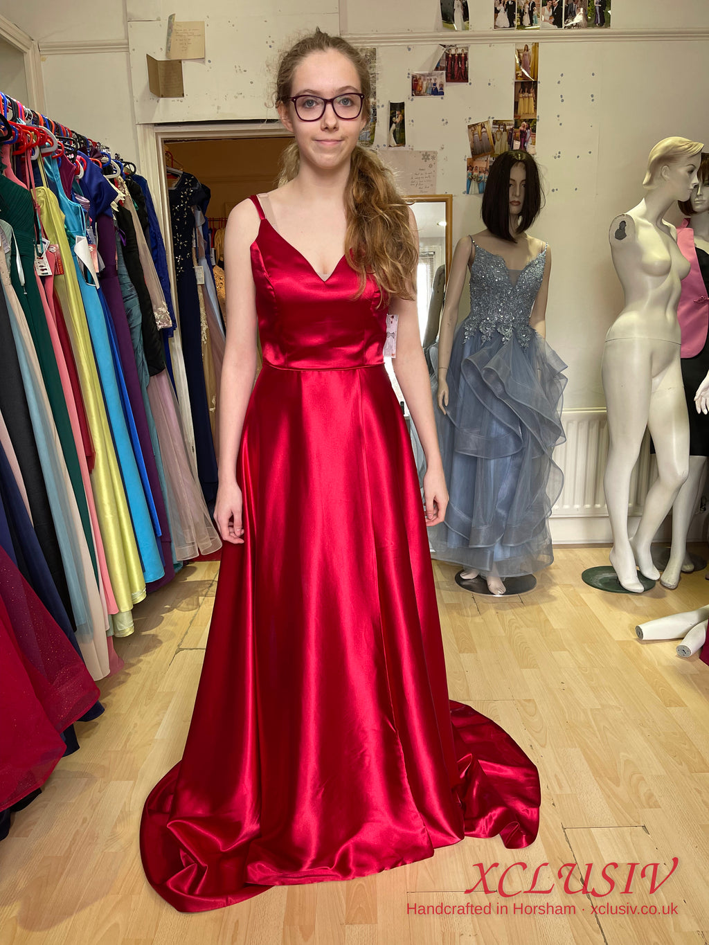 Red Satin V-Neck Train Prom Dress – XCLUSIV Horsham (view 3)