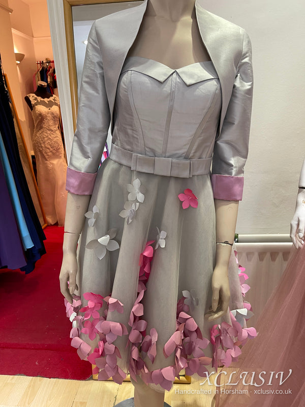 Silver Grey Short Prom Dress with Pink 3D Flowers & Bolero – XCLUSIV Horsham (view 14)
