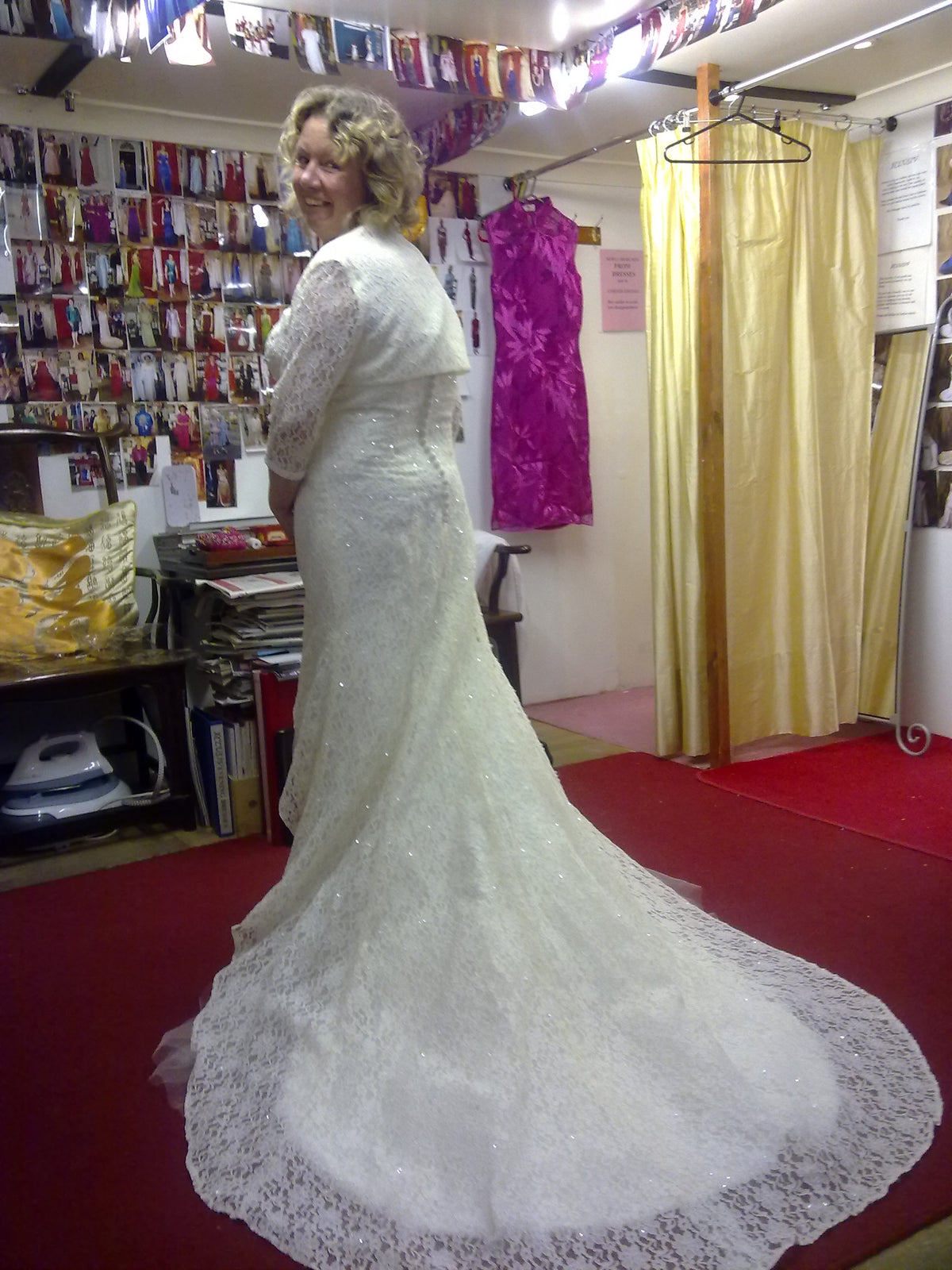 Made-to-measure bridal gown, Sussex - XCLUSIV