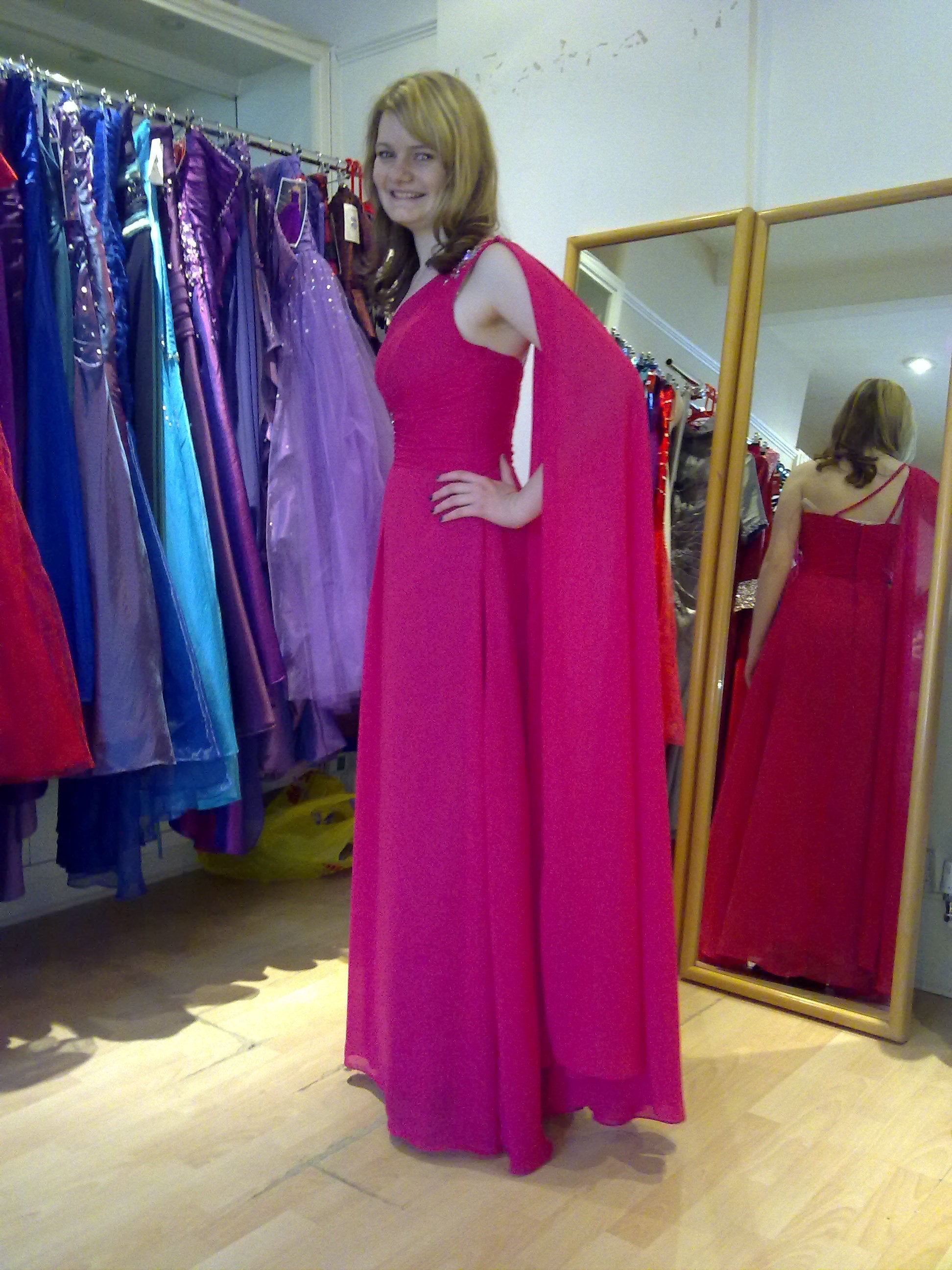 Prom dress Secondary image