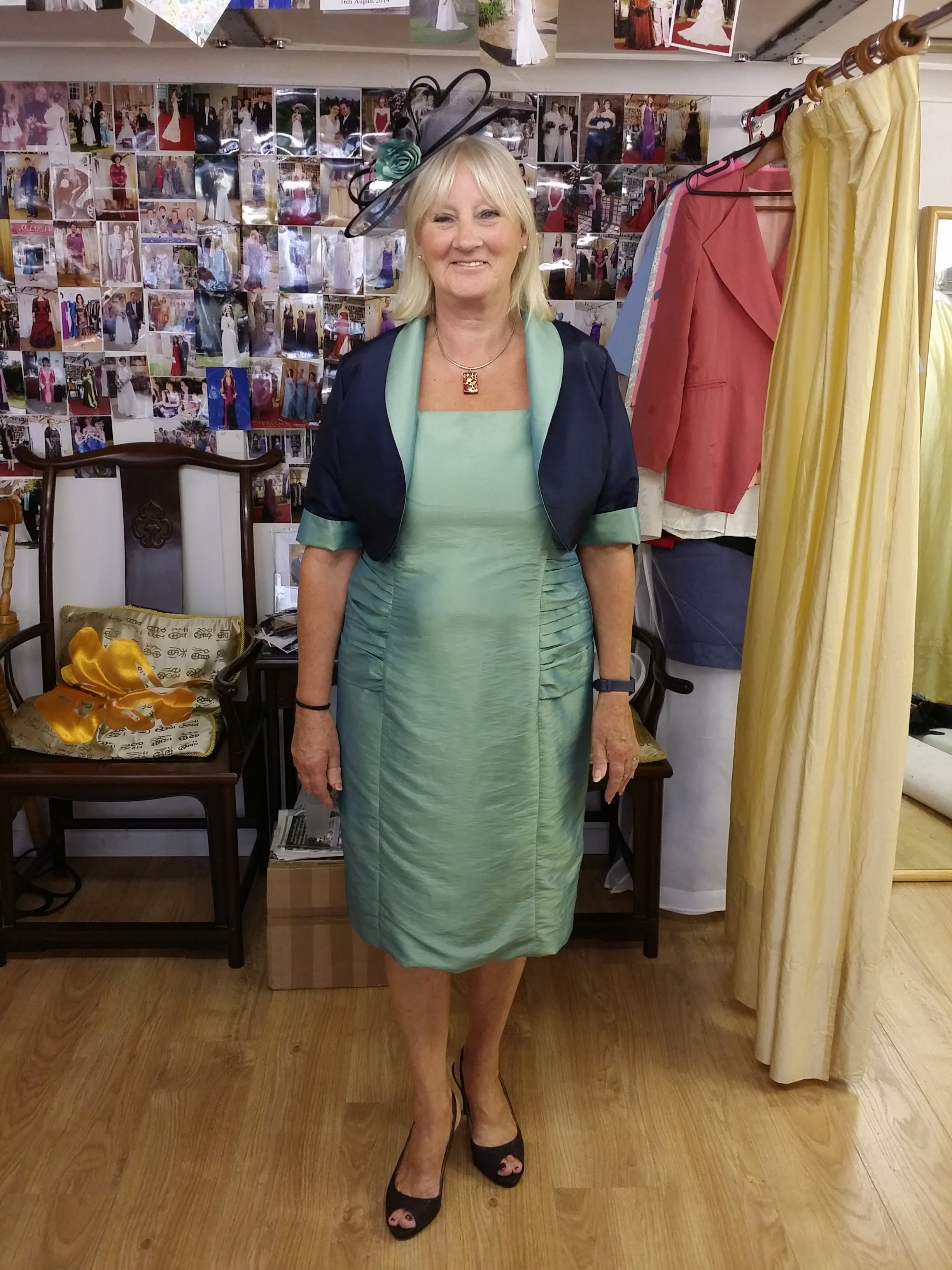 Mother of the Bride Outfit (Reversible Bolero & Knee-Length Dress) Secondary image