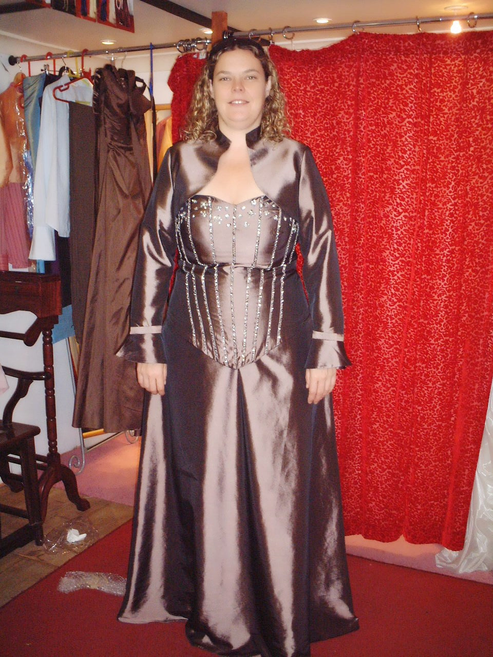 Satin silk & Taffeta Secondary image