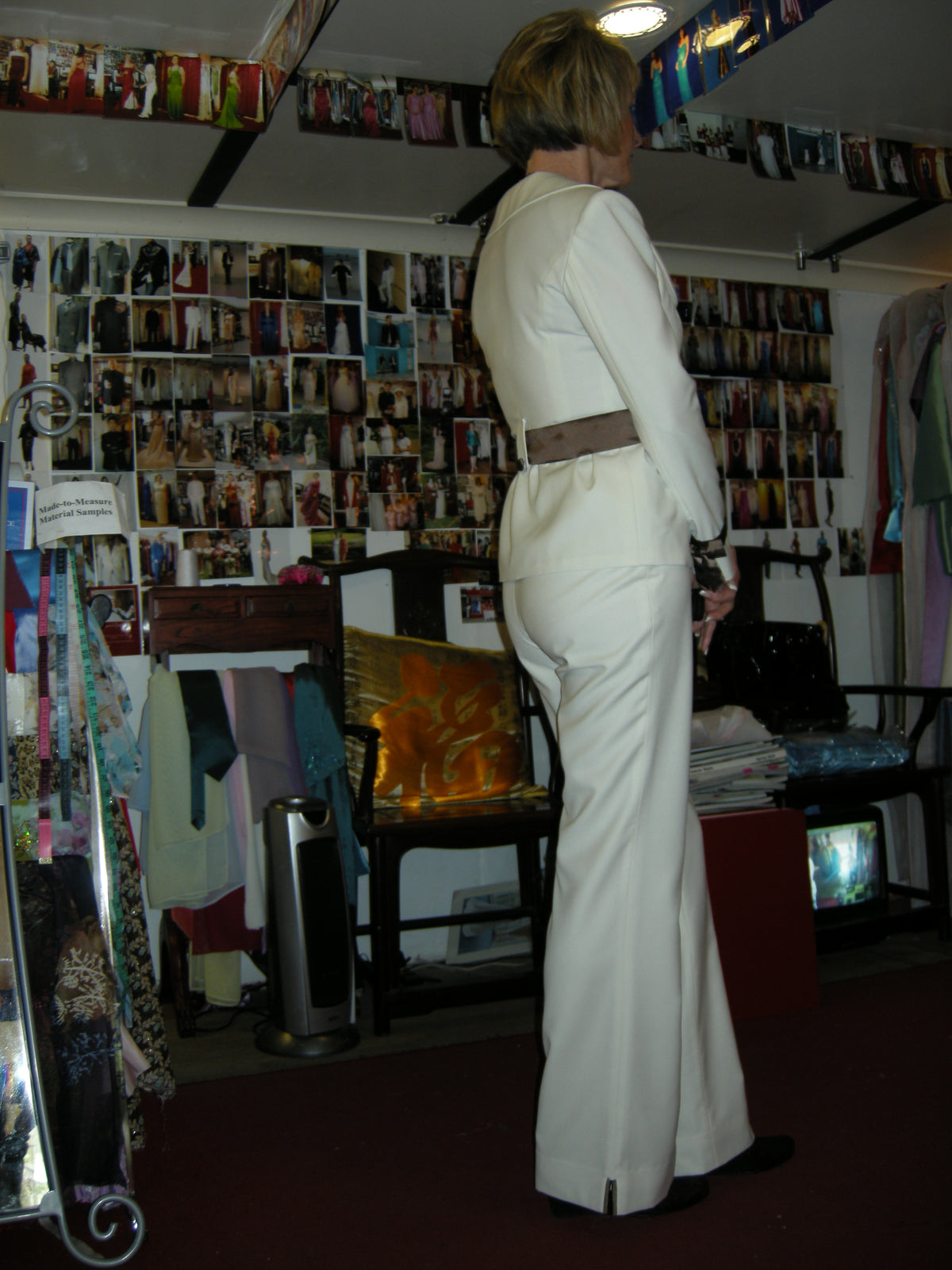 Lady guest formal wear back view - XCLUSIV